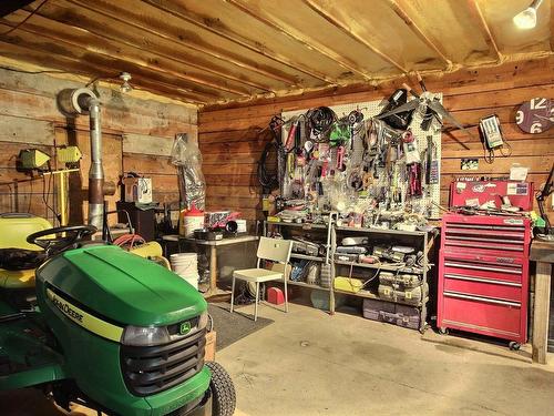 Garage - 276 Av. De L'Église, Rouyn-Noranda, QC - Indoor Photo Showing Basement