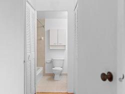 Ensuite bathroom - 