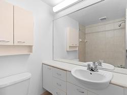 Ensuite bathroom - 