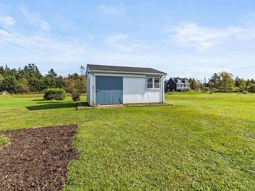 25 Publicover Loop, Blandford, NS 