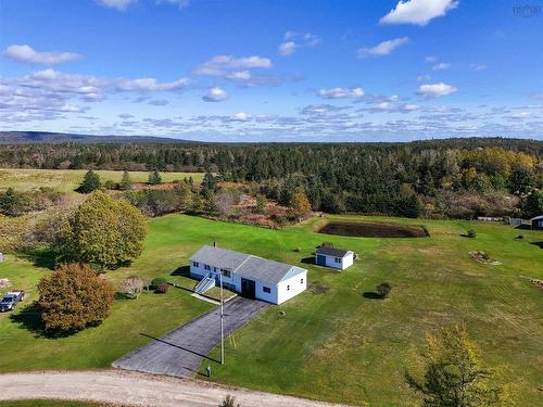 25 Publicover Loop, Blandford, NS 