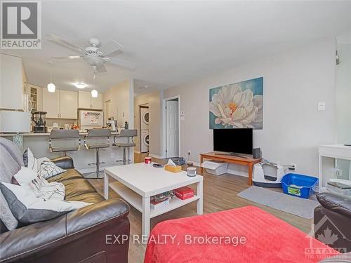 113 - 1025 Grenon Avenue, Ottawa, ON - Indoor Photo Showing Living Room