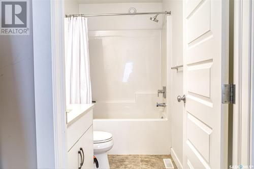 309 Germain Manor, Saskatoon, SK - Indoor Photo Showing Bathroom