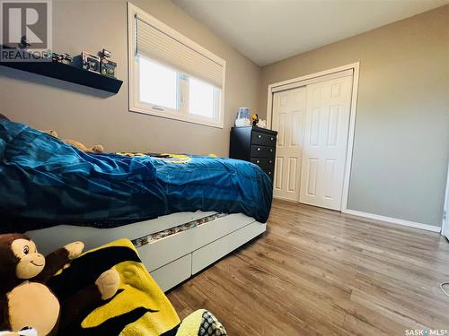 621 Central Avenue S, Swift Current, SK - Indoor Photo Showing Bedroom