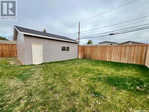 621 Central Avenue S, Swift Current, SK - Outdoor