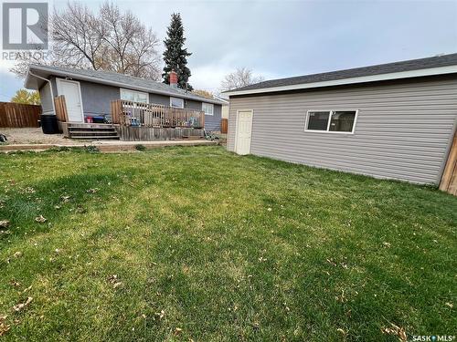 621 Central Avenue S, Swift Current, SK - Outdoor With Deck Patio Veranda