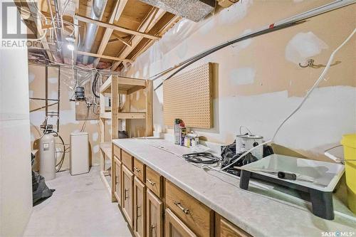 402 7Th Avenue W, Watrous, SK - Indoor Photo Showing Basement