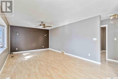 402 7Th Avenue W, Watrous, SK - Indoor Photo Showing Other Room