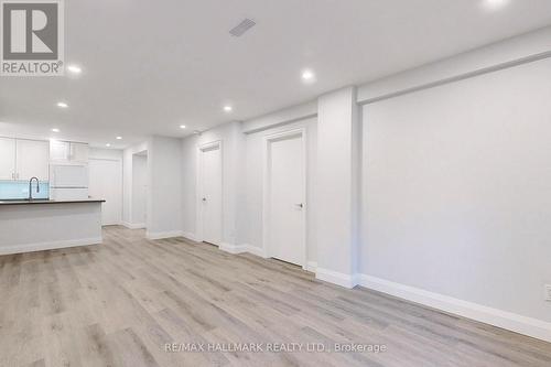 36 Farley Crescent, Toronto, ON - Indoor