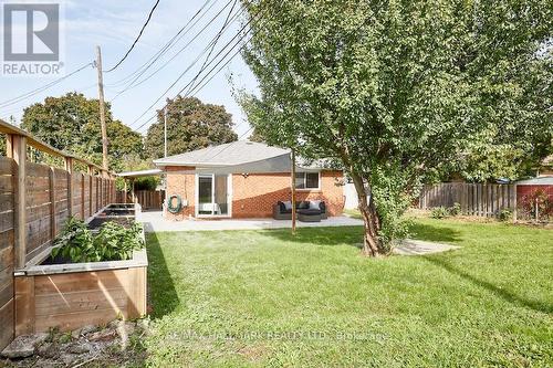 36 Farley Crescent, Toronto, ON - Outdoor