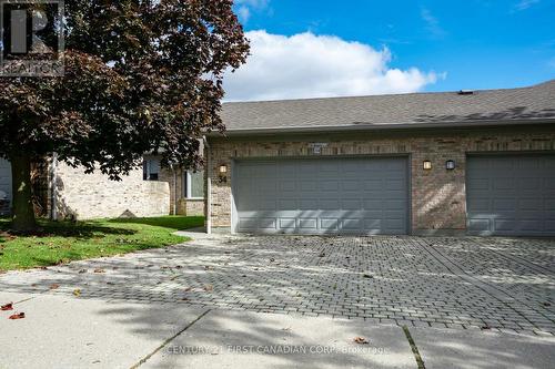 34 - 14 Doon Drive, London, ON - Outdoor