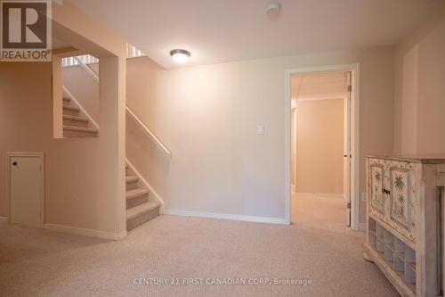 34 - 14 Doon Drive, London, ON - Indoor Photo Showing Other Room