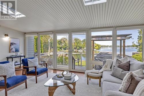 490 Mcconnell Drive, Smith-Ennismore-Lakefield, ON - Indoor Photo Showing Living Room