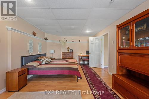 6320 Frog Street, Georgina, ON - Indoor Photo Showing Bedroom