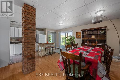 6320 Frog Street, Georgina, ON - Indoor Photo Showing Dining Room