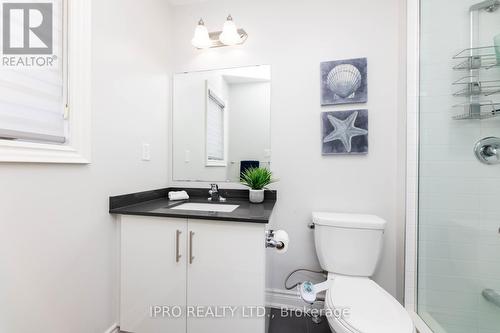 71 Little Britain Crescent, Brampton, ON - Indoor Photo Showing Bathroom