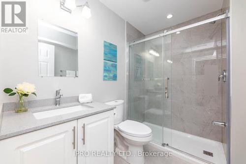 71 Little Britain Crescent, Brampton, ON - Indoor Photo Showing Bathroom