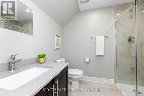 71 Little Britain Crescent, Brampton, ON - Indoor Photo Showing Bathroom