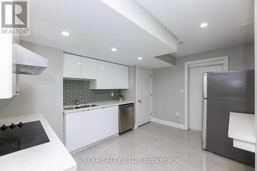 71 Little Britain Crescent, Brampton, ON - Indoor Photo Showing Kitchen With Double Sink