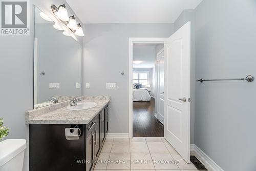 34 Davenfield Circle, Brampton, ON - Indoor Photo Showing Bathroom