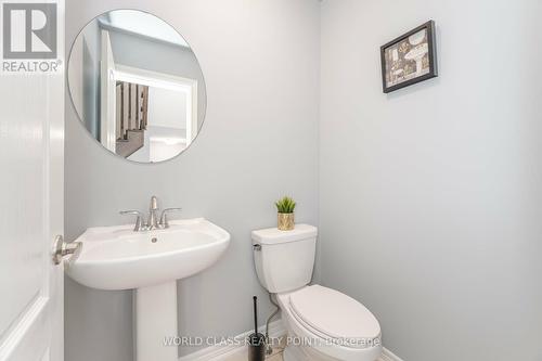 34 Davenfield Circle, Brampton, ON - Indoor Photo Showing Bathroom