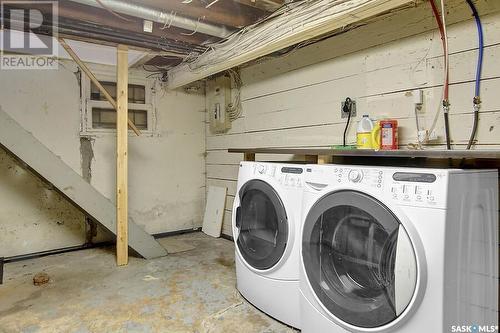 1930 Quebec Street, Regina, SK - Indoor Photo Showing Laundry Room