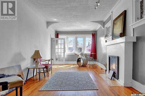 1930 Quebec Street, Regina, SK - Indoor With Fireplace