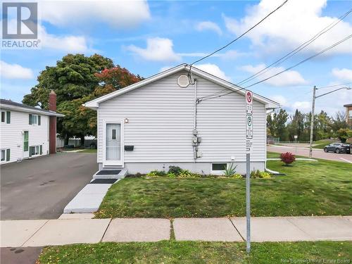 100 Gross Avenue, Moncton, NB - Outdoor