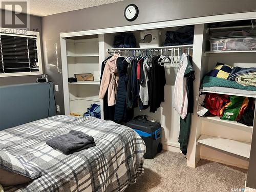 430 Lenore Drive, Saskatoon, SK - Indoor Photo Showing Bedroom