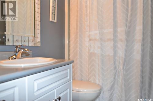 134 Beechmont Crescent, Saskatoon, SK - Indoor Photo Showing Bathroom