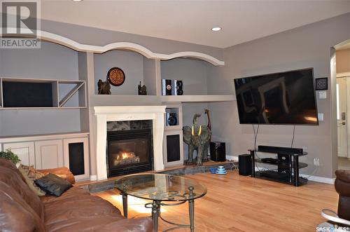 134 Beechmont Crescent, Saskatoon, SK - Indoor Photo Showing Living Room With Fireplace