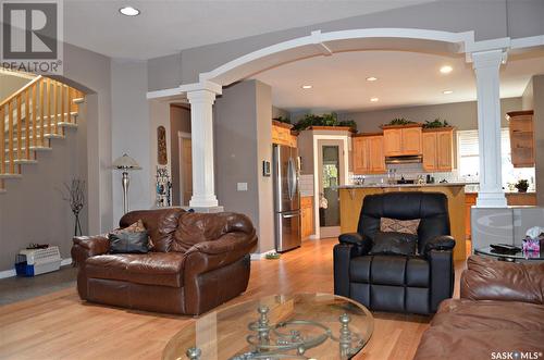 134 Beechmont Crescent, Saskatoon, SK - Indoor Photo Showing Living Room