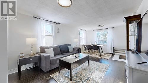 59 Brown Street, Clarington, ON - Indoor Photo Showing Living Room