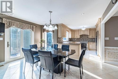 37 Hill Top Trail, Whitchurch-Stouffville, ON - Indoor Photo Showing Dining Room