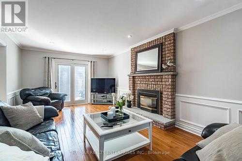 37 Hill Top Trail, Whitchurch-Stouffville, ON - Indoor Photo Showing Living Room With Fireplace