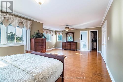 37 Hill Top Trail, Whitchurch-Stouffville, ON - Indoor Photo Showing Bedroom