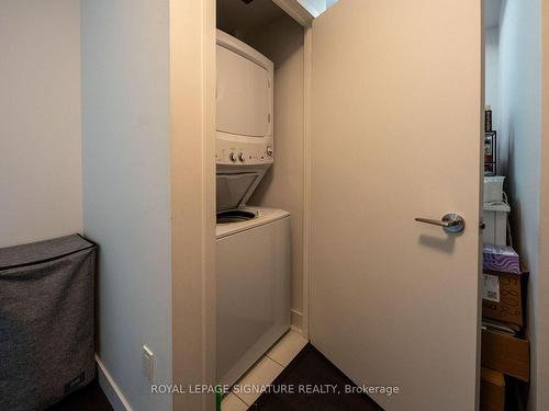 3802-8 Eglinton Ave E, Toronto, ON - Indoor Photo Showing Laundry Room