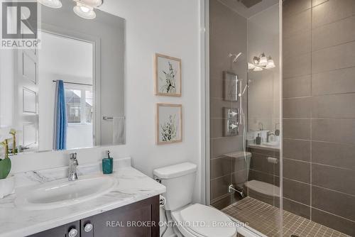 18 Ridgepoint Road, Vaughan, ON - Indoor Photo Showing Bathroom