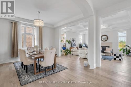 18 Ridgepoint Road, Vaughan, ON - Indoor Photo Showing Dining Room