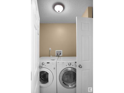 #2 12807 127 St Nw, Edmonton, AB - Indoor Photo Showing Laundry Room