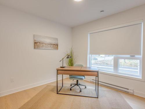 Bedroom - 5-630 Rue Du Ruisseau, Mont-Tremblant, QC - Indoor Photo Showing Office