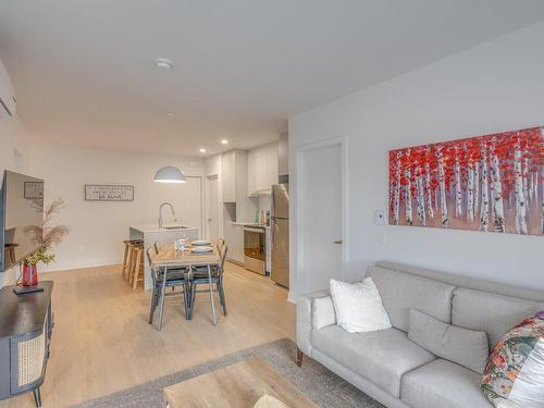 Vue d'ensemble - 6-590 Rue Du Ruisseau, Mont-Tremblant, QC - Indoor Photo Showing Living Room