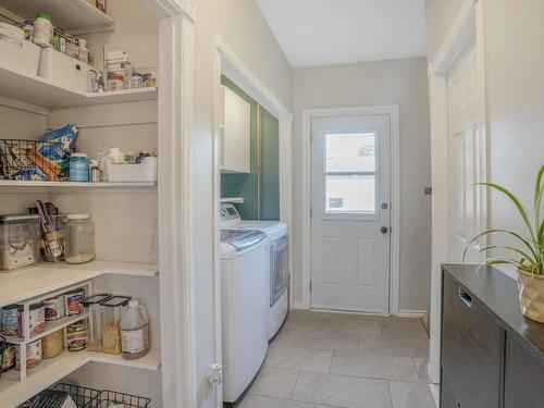 Corridor - 61 Boul. Lorrain, Gatineau (Gatineau), QC - Indoor Photo Showing Laundry Room