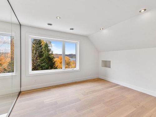 Chambre Ã Â coucher - 48 Ch. Coutu, Saint-Donat, QC - Indoor Photo Showing Other Room