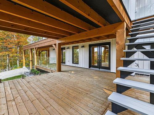 Terrasse - 48 Ch. Coutu, Saint-Donat, QC - Outdoor With Deck Patio Veranda With Exterior