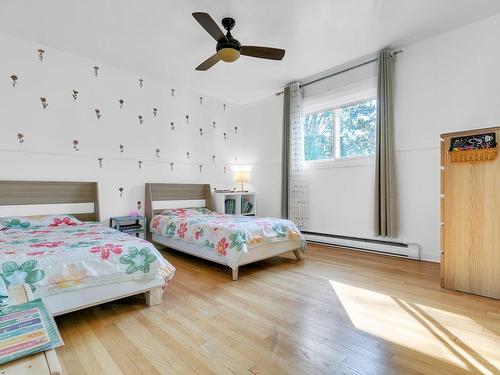 Chambre Ã  coucher principale - 88 Rue Simard, Repentigny (Repentigny), QC - Indoor Photo Showing Bedroom