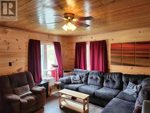 620 Bauline East Road, Bauline East, NL - Indoor Photo Showing Living Room