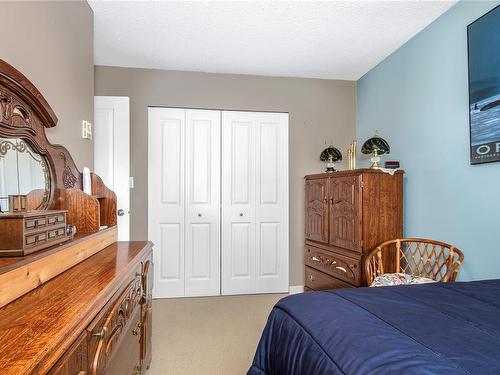 109-2740 Island Hwy South, Campbell River, BC - Indoor Photo Showing Bedroom