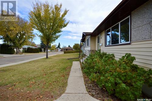 32 Stewart Avenue, Saskatoon, SK - Outdoor