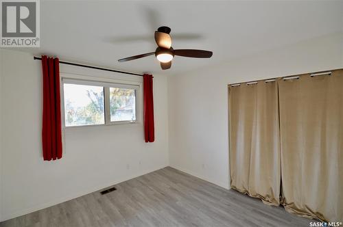 32 Stewart Avenue, Saskatoon, SK - Indoor Photo Showing Other Room